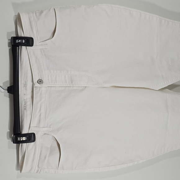 {Old Navy} High Rise Wow Super-Skinny White Jeans - Size 16 - Picture 5 of 14